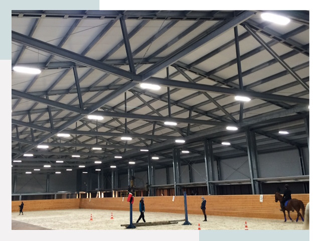 Строительство конных манежей от 614 руб в Саратов